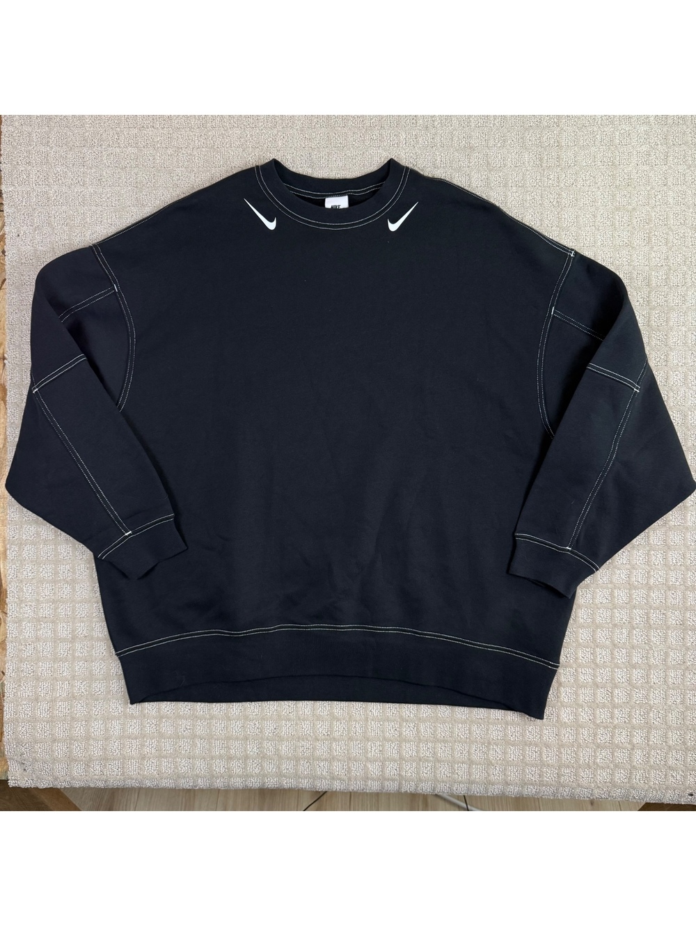 Nike Oversized Crewneck Sweatshirt Black Small